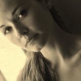 Lenka S.